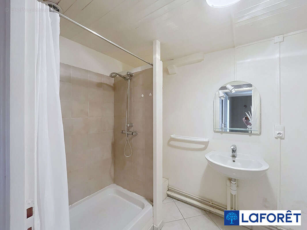 Maison à GRANCEY-LE-CHATEAU-NEUVELLE