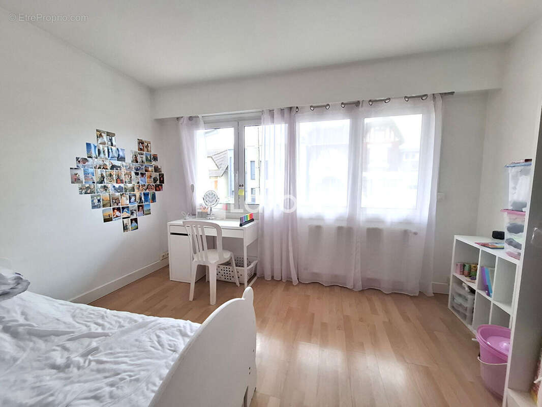 Maison à LES PAVILLONS-SOUS-BOIS