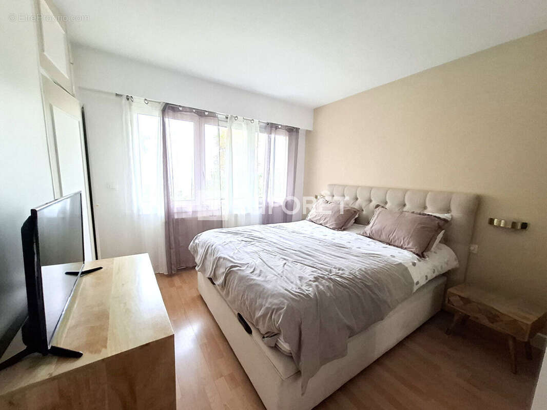 Maison à LES PAVILLONS-SOUS-BOIS