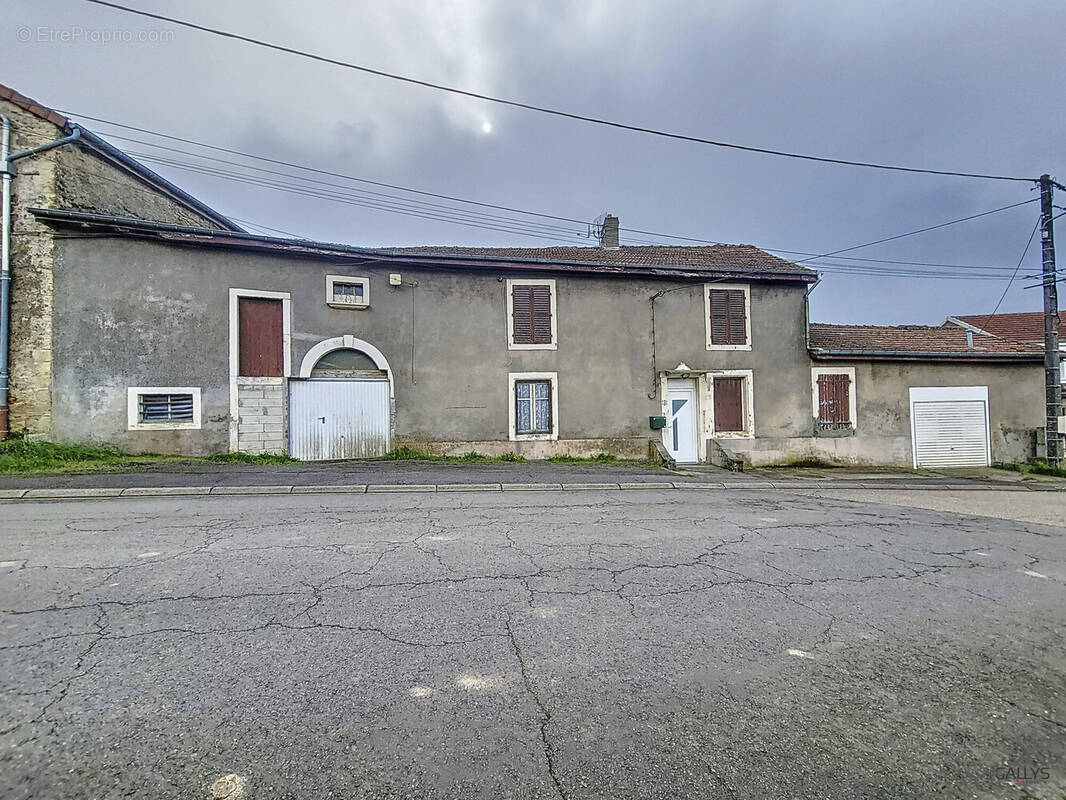 Maison à NORROY-LE-SEC