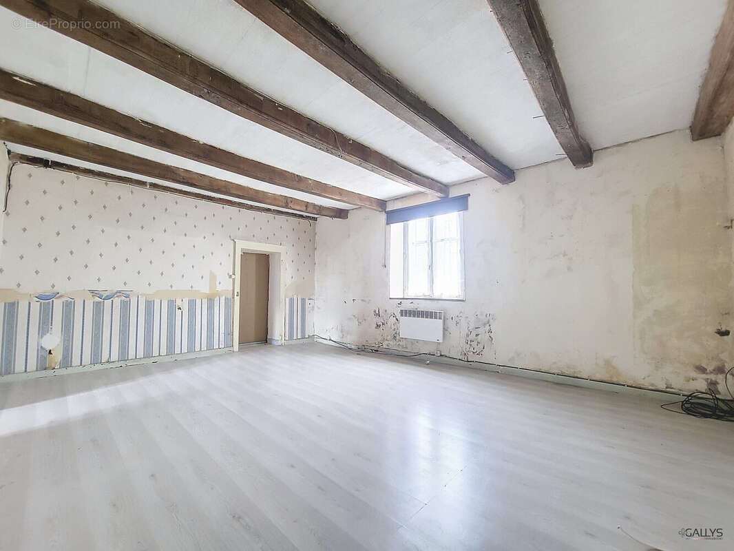 Maison à NORROY-LE-SEC