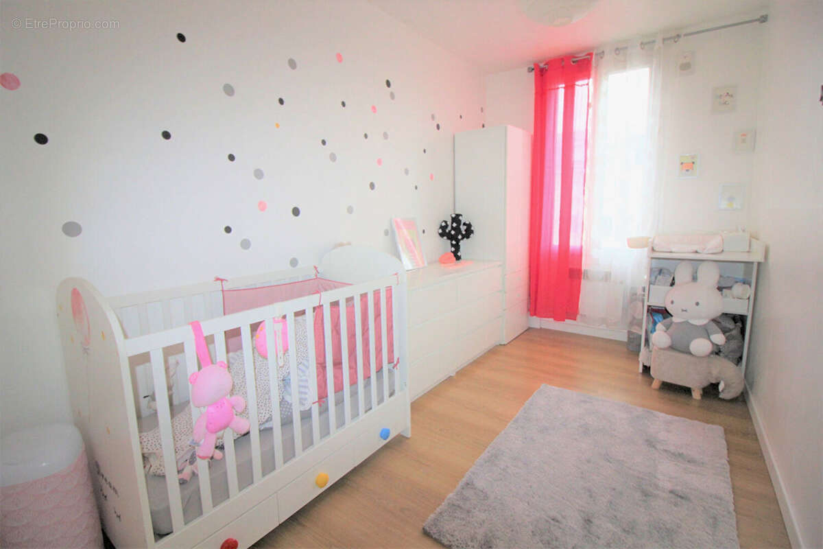 Appartement à PERSAN