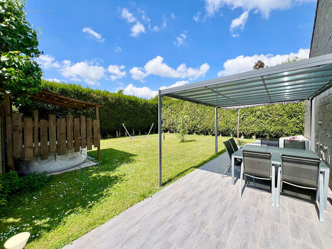 Maison à HEROUVILLE