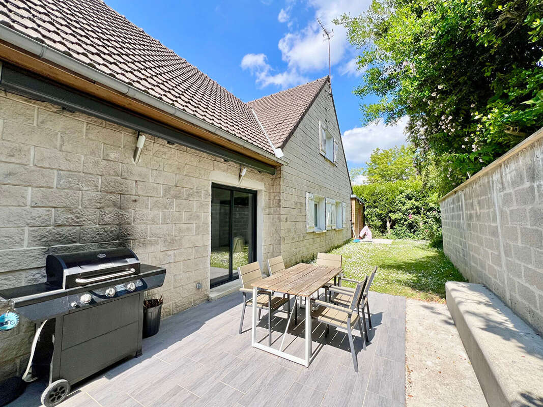 Maison à HEROUVILLE