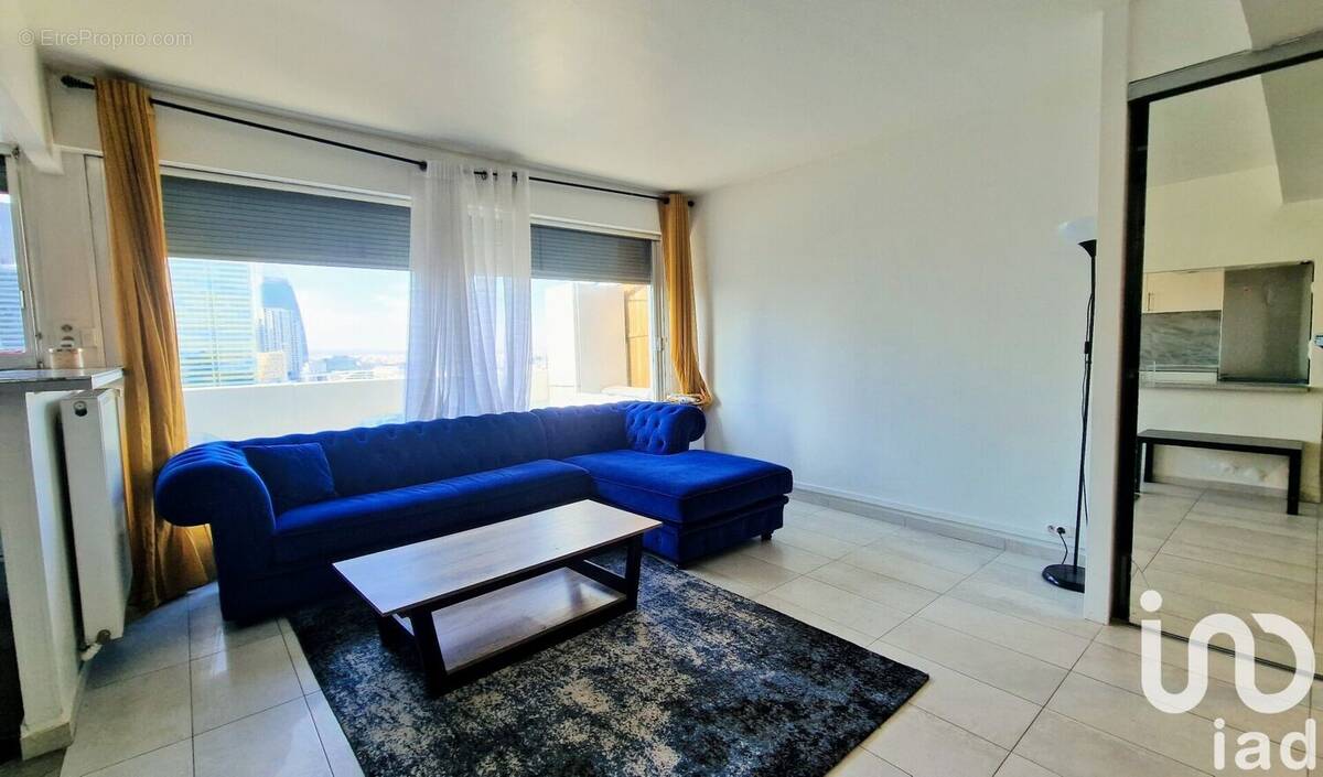 Photo 1 - Appartement à COURBEVOIE