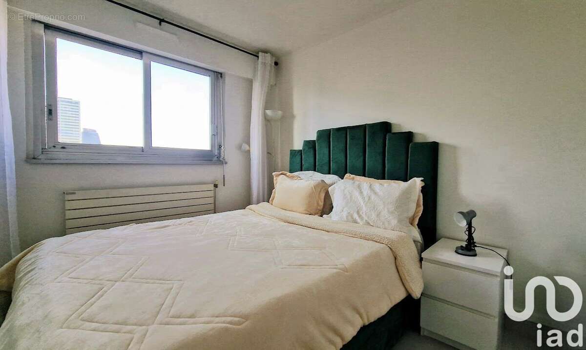 Photo 6 - Appartement à COURBEVOIE