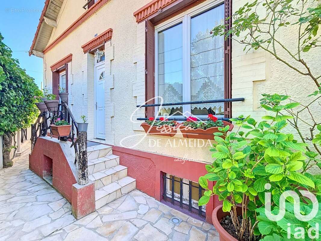 Photo 2 - Maison à DRANCY