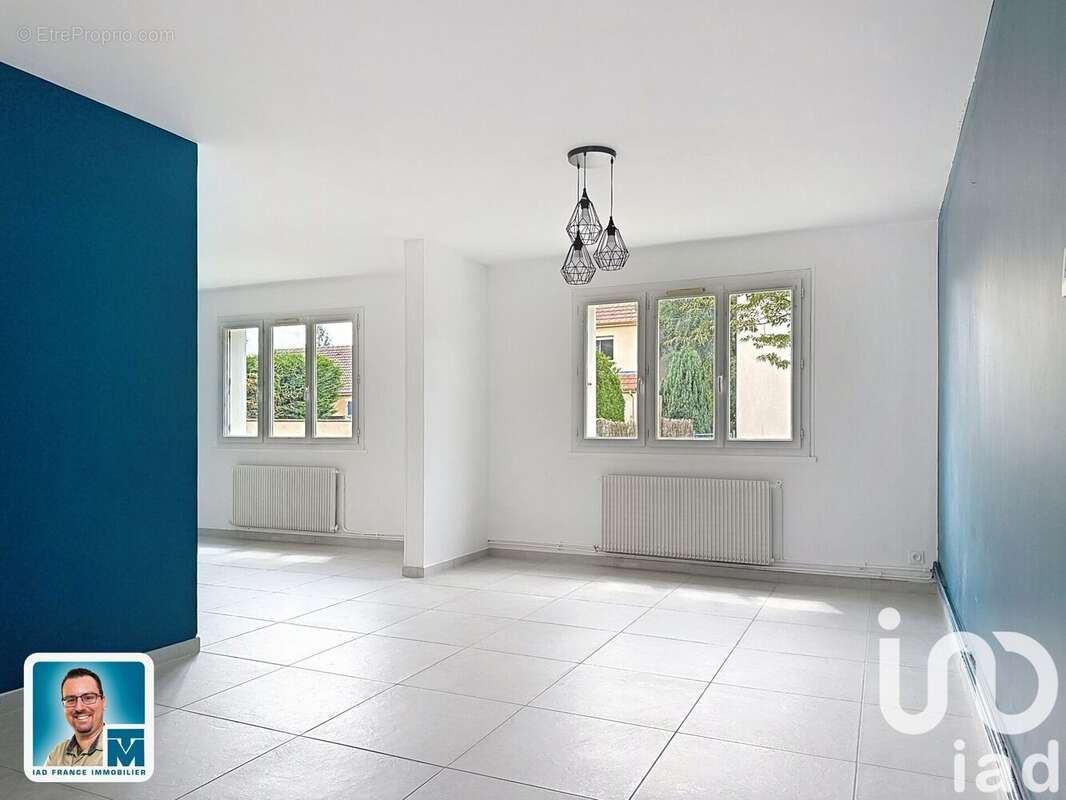 Photo 2 - Appartement à LEVES