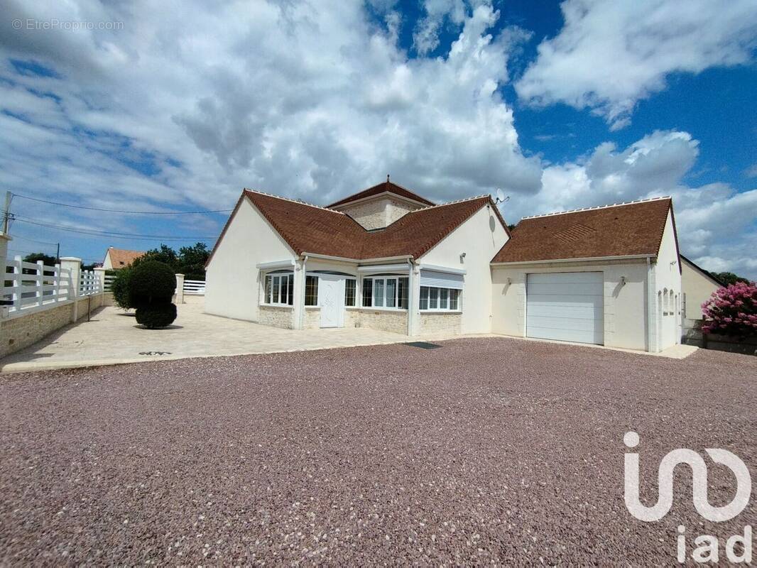 Photo 1 - Maison à SAINT-OUEN