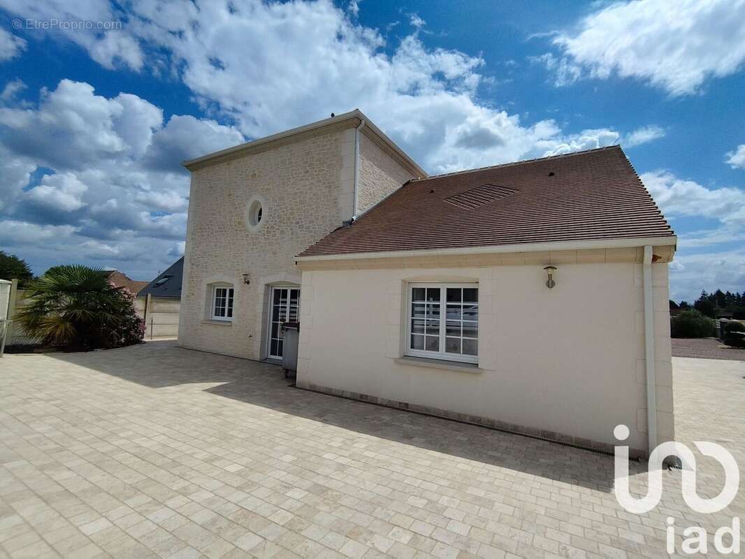 Photo 2 - Maison à SAINT-OUEN