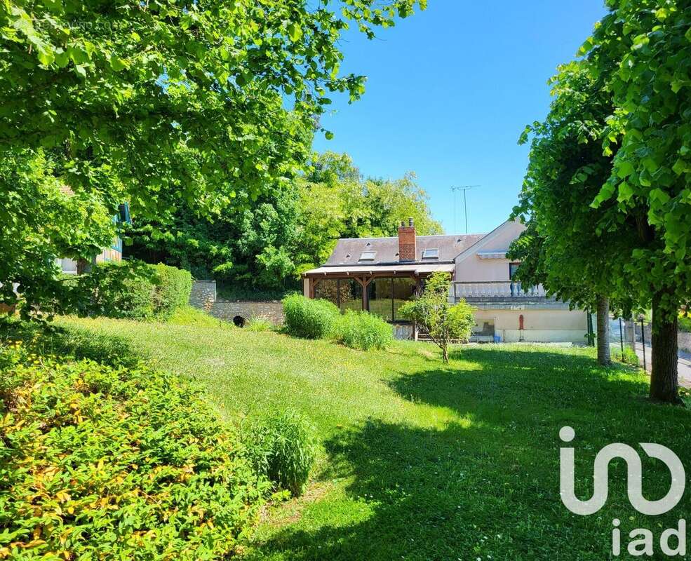 Photo 2 - Maison à JOUY-EN-JOSAS