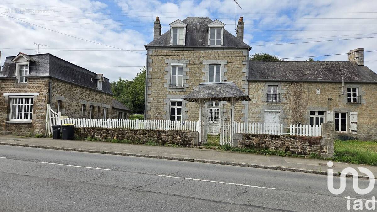 Photo 1 - Maison à MONTOURS