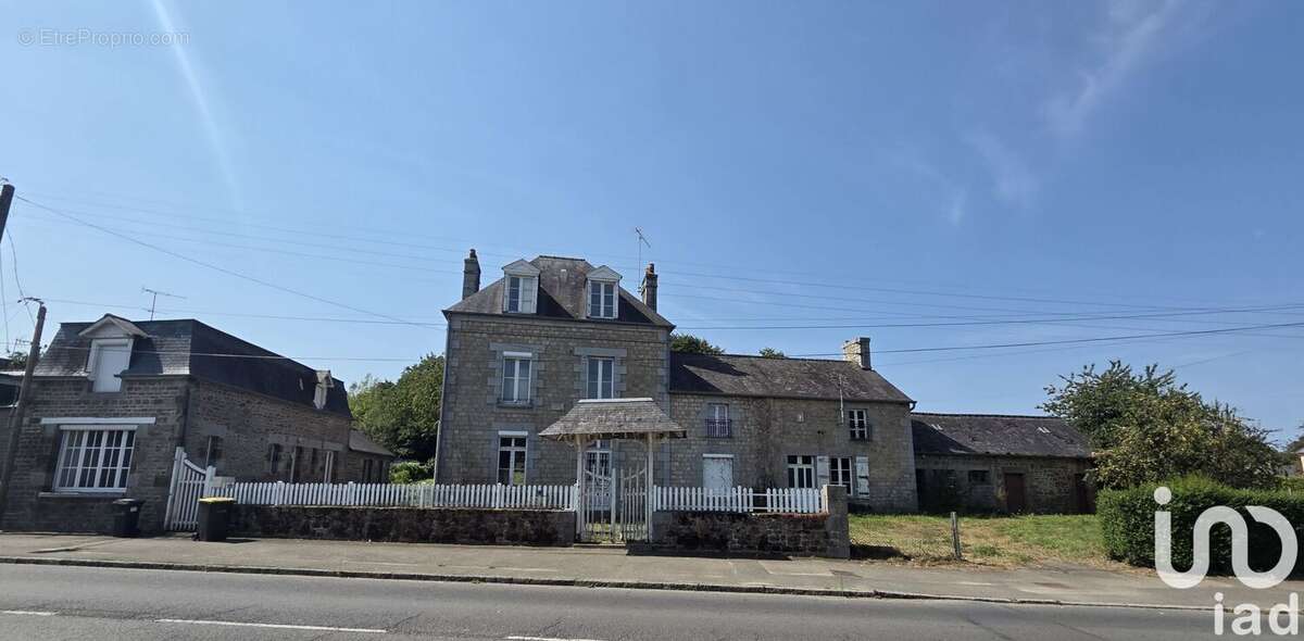 Photo 2 - Maison à MONTOURS