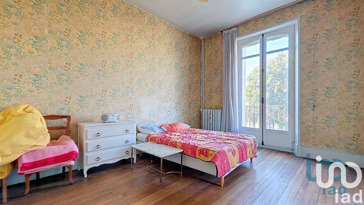 Photo 6 - Maison à ROMILLY-SUR-SEINE