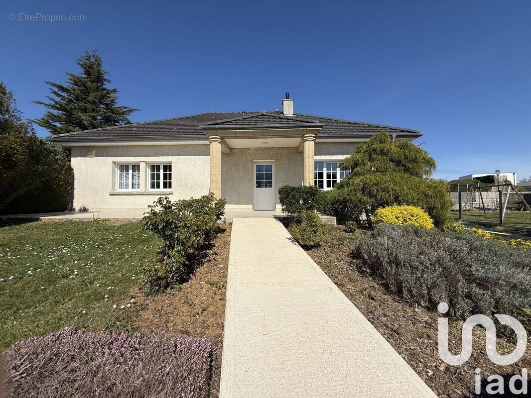 Photo 1 - Maison à AIGLEMONT