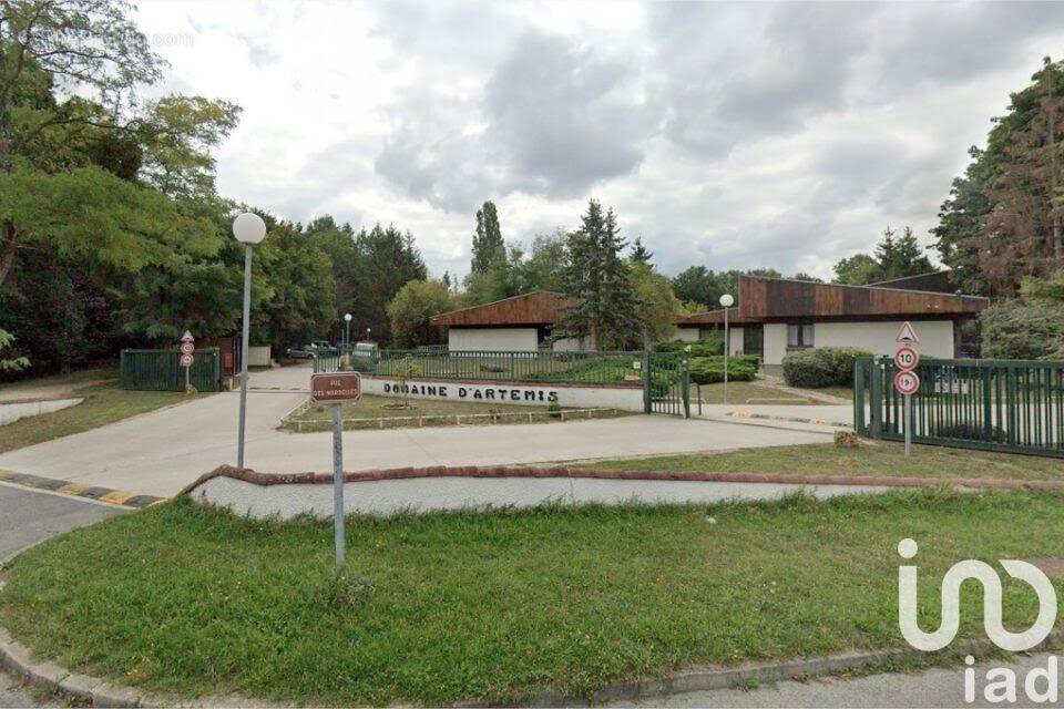 Photo 1 - Terrain à LIVRY-SUR-SEINE