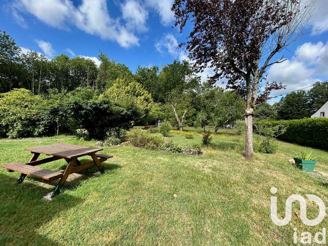 Photo 2 - Maison à LA BREILLE-LES-PINS