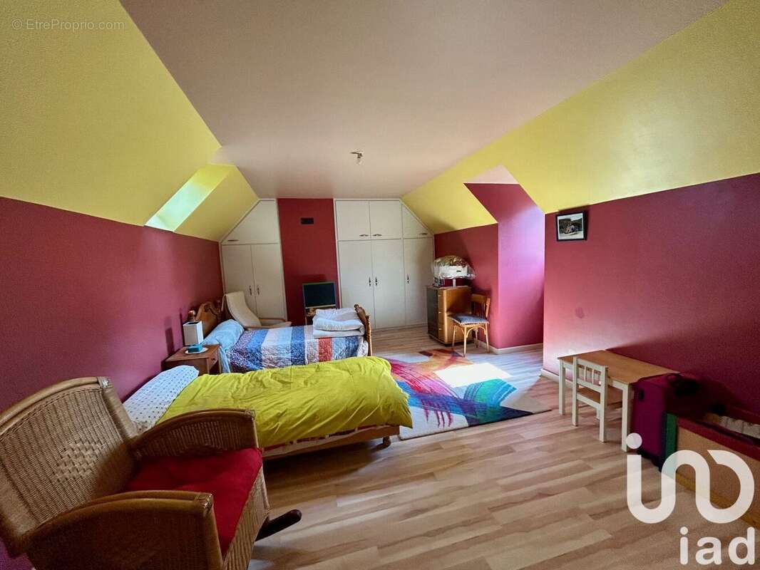 Photo 9 - Maison à LA BREILLE-LES-PINS