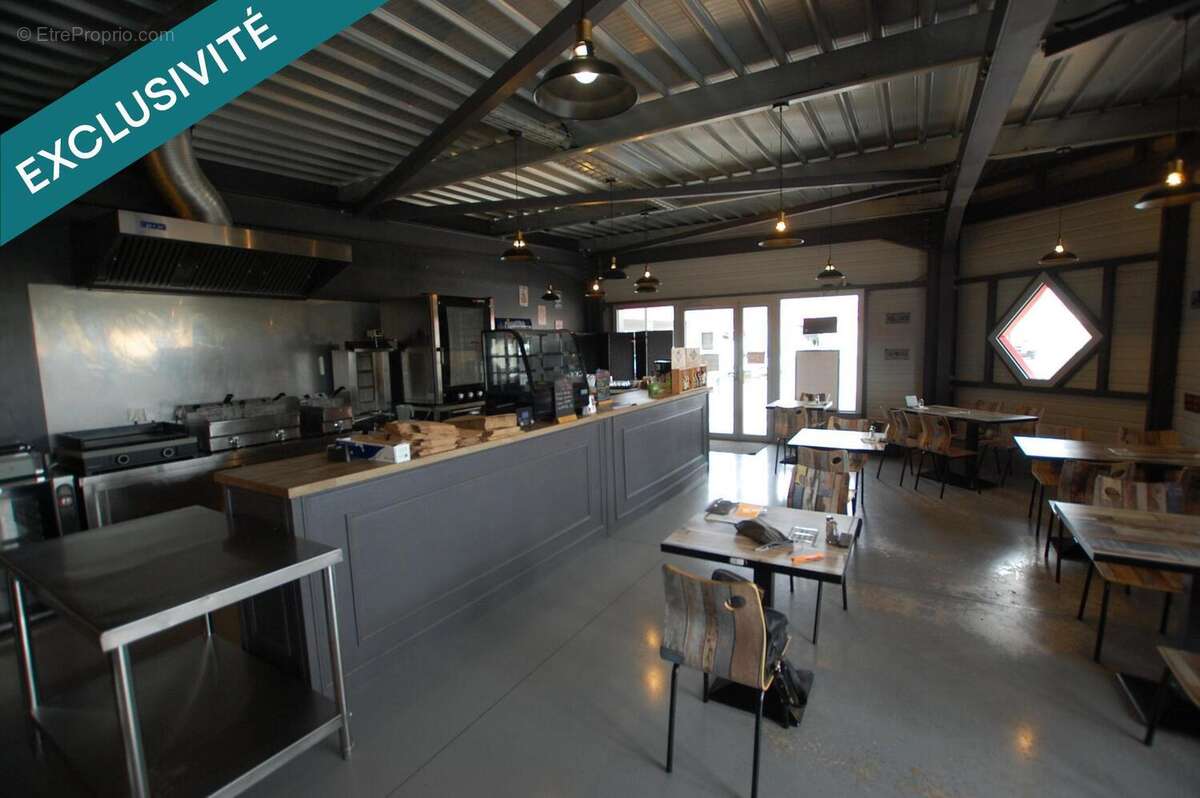 Photo 8 - Commerce à ETAULIERS