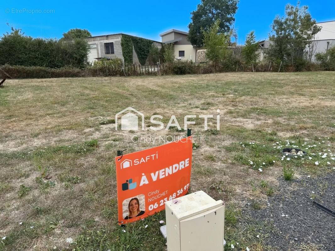 Photo 1 - Terrain à TIERCE