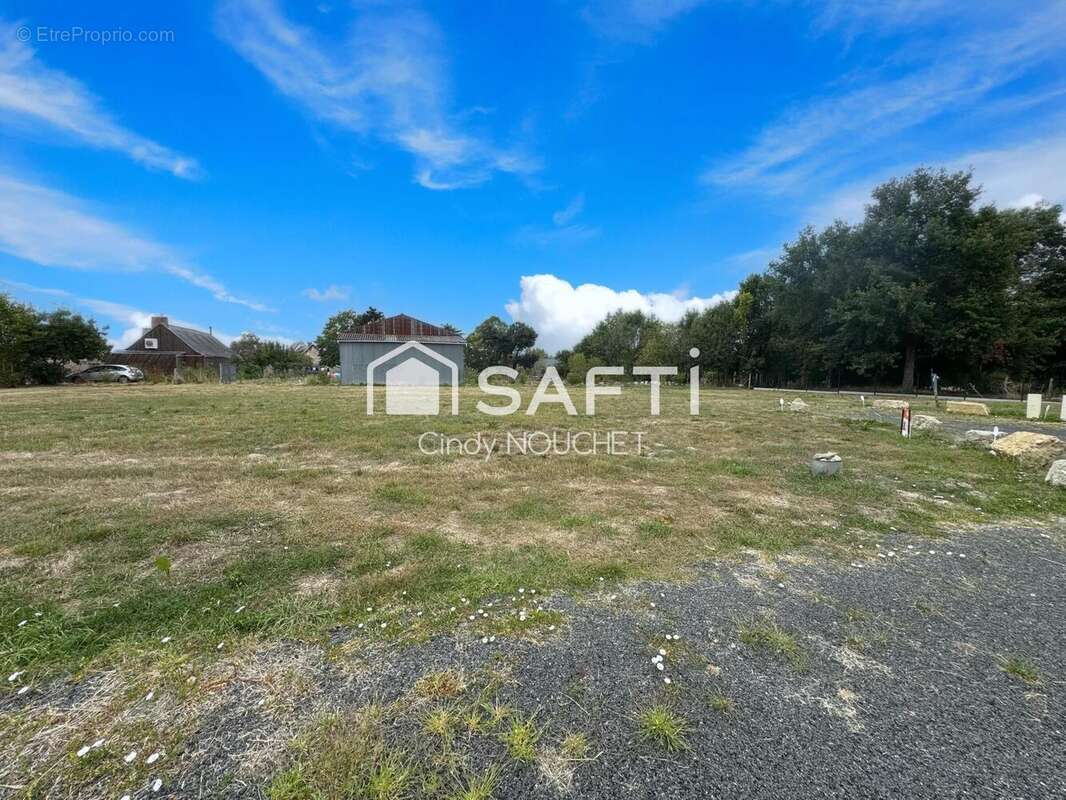 Photo 2 - Terrain à TIERCE