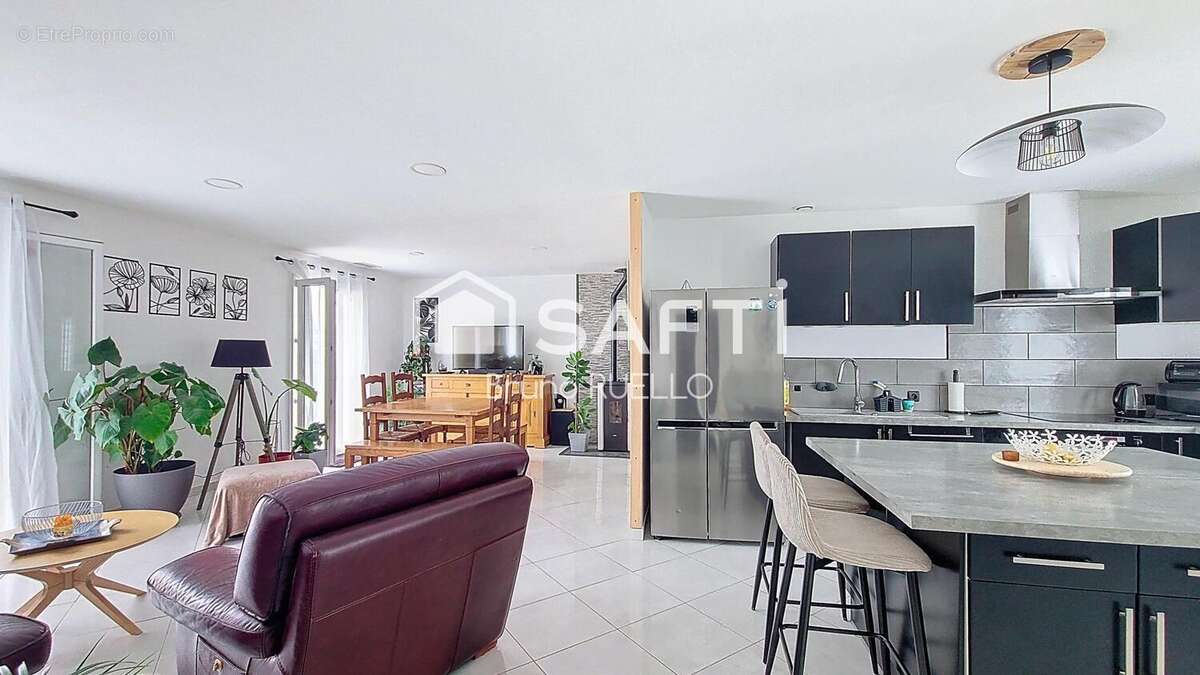 Photo 3 - Maison à MONTESQUIEU-DES-ALBERES