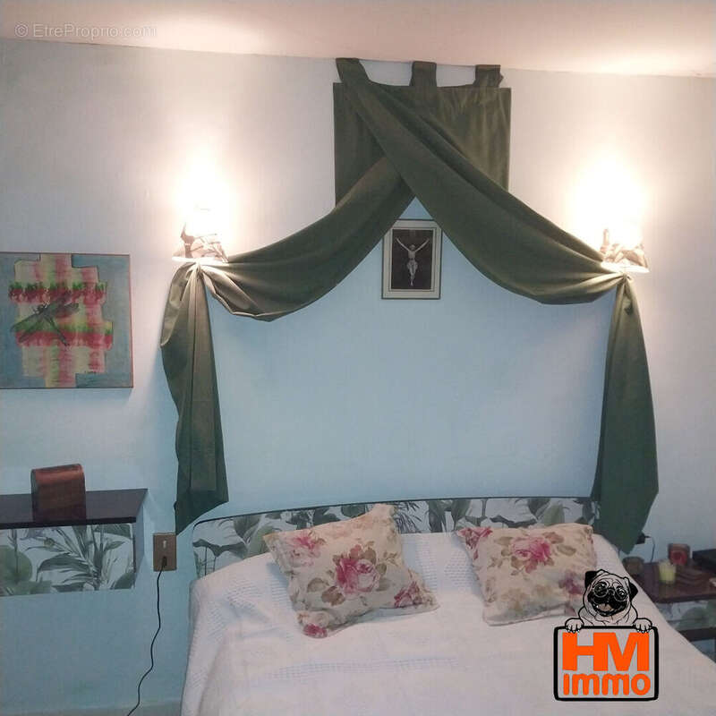 Maison à SAINT-DENIS-DES-MURS