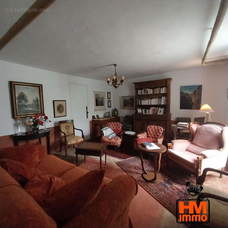 Maison à SAINT-DENIS-DES-MURS