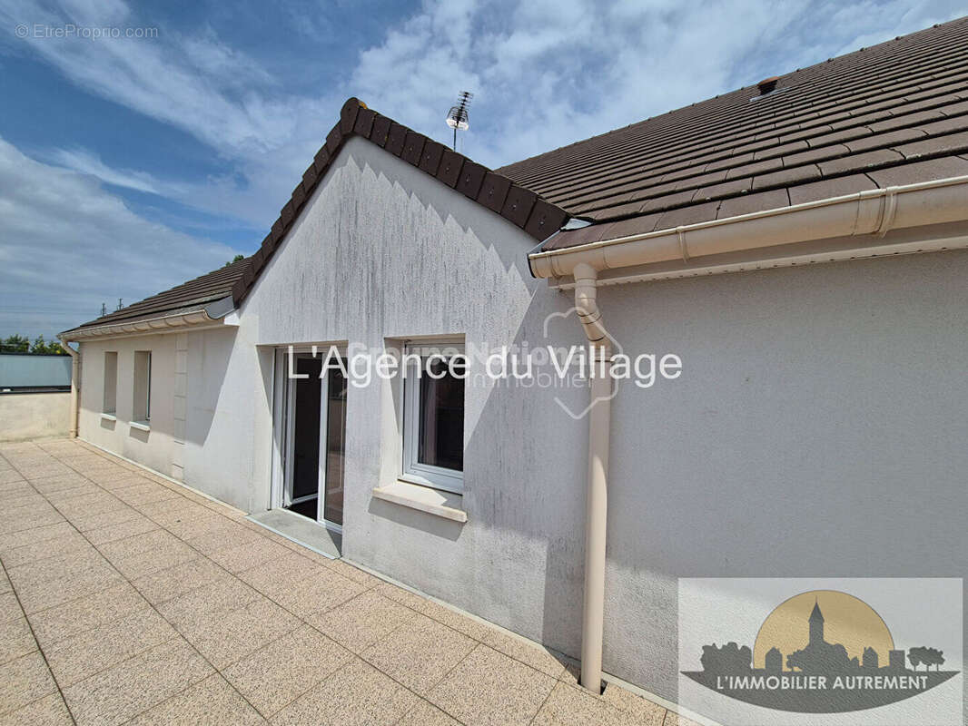 Appartement à PERSAN