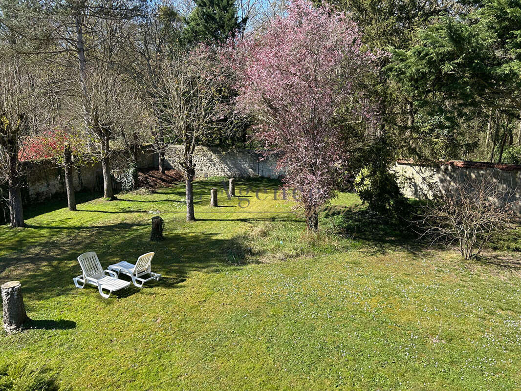Maison à VINEUIL-SAINT-FIRMIN