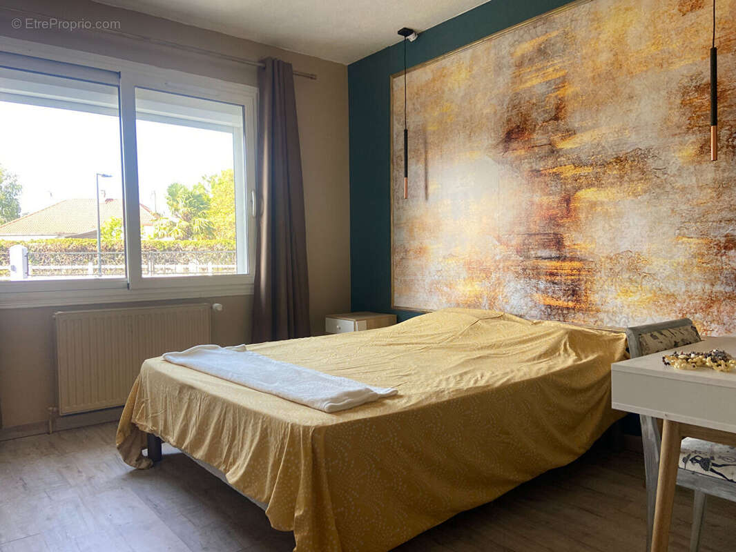 Maison à VARENNES-VAUZELLES