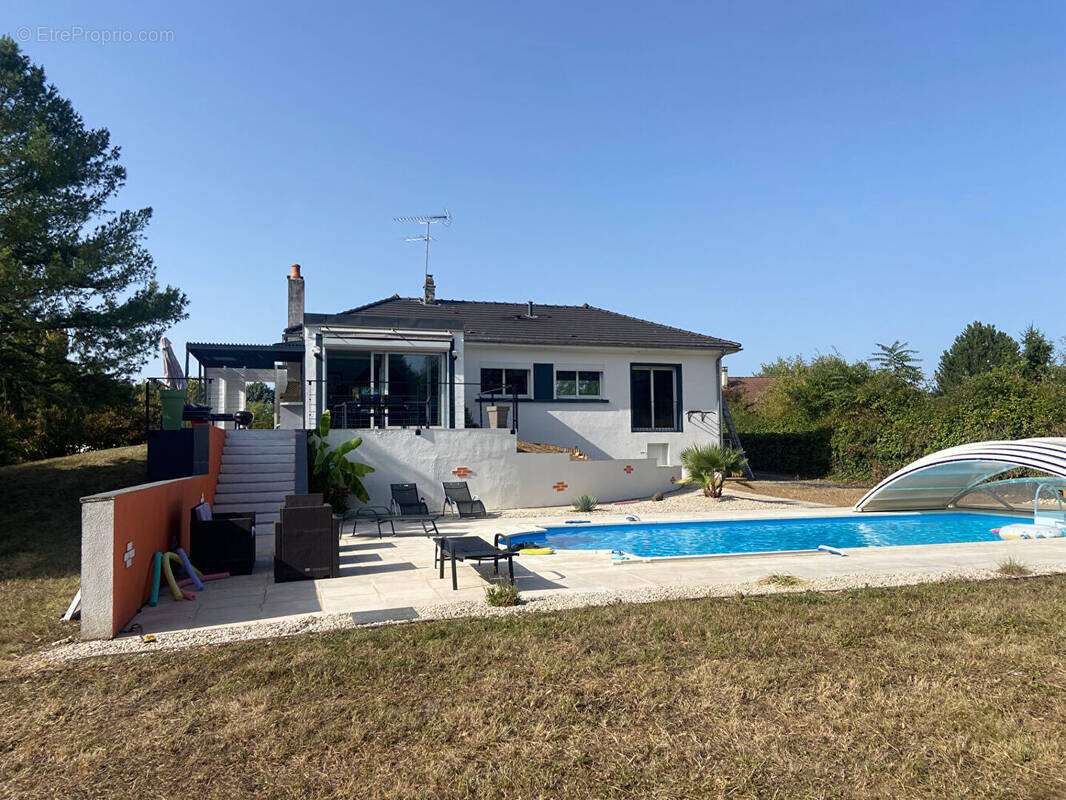 Maison à VARENNES-VAUZELLES