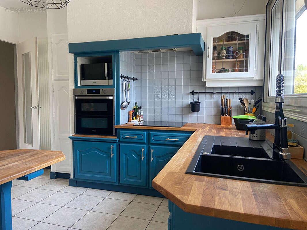 Maison à VARENNES-VAUZELLES