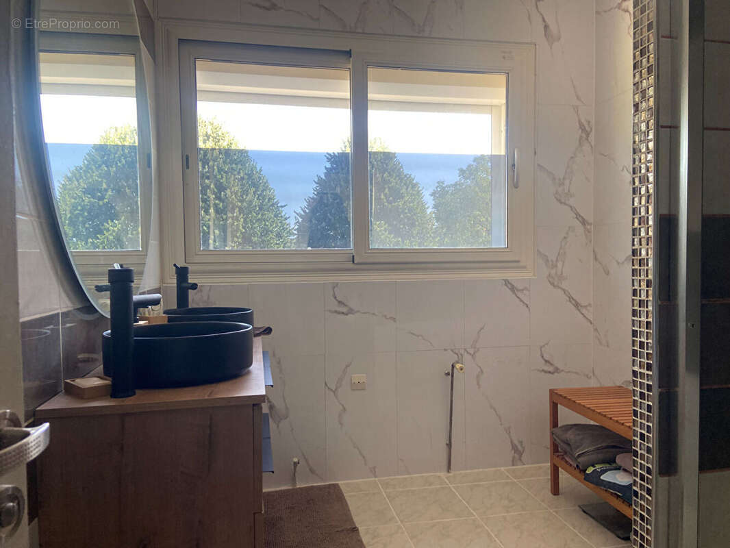 Maison à VARENNES-VAUZELLES