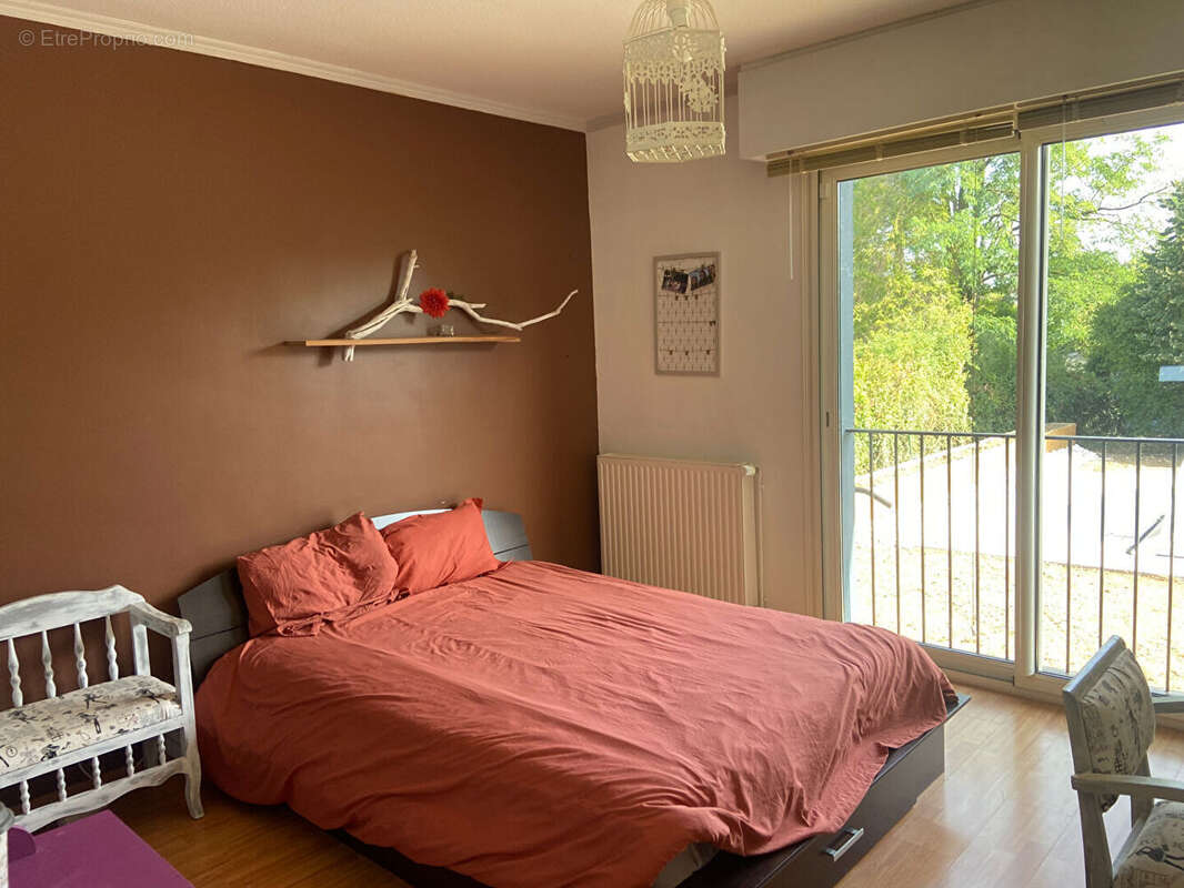 Maison à VARENNES-VAUZELLES