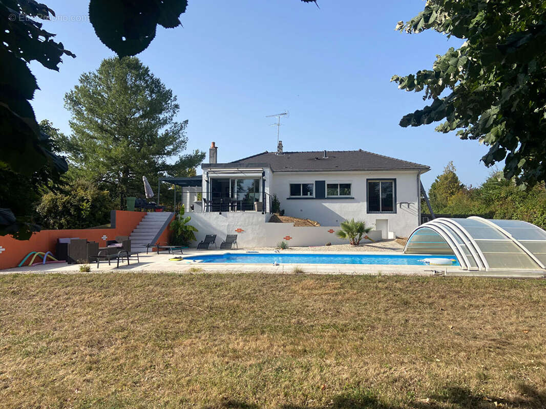 Maison à VARENNES-VAUZELLES