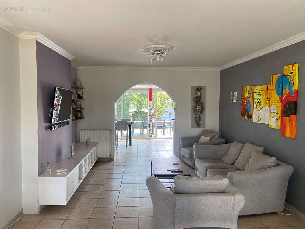 Maison à VARENNES-VAUZELLES