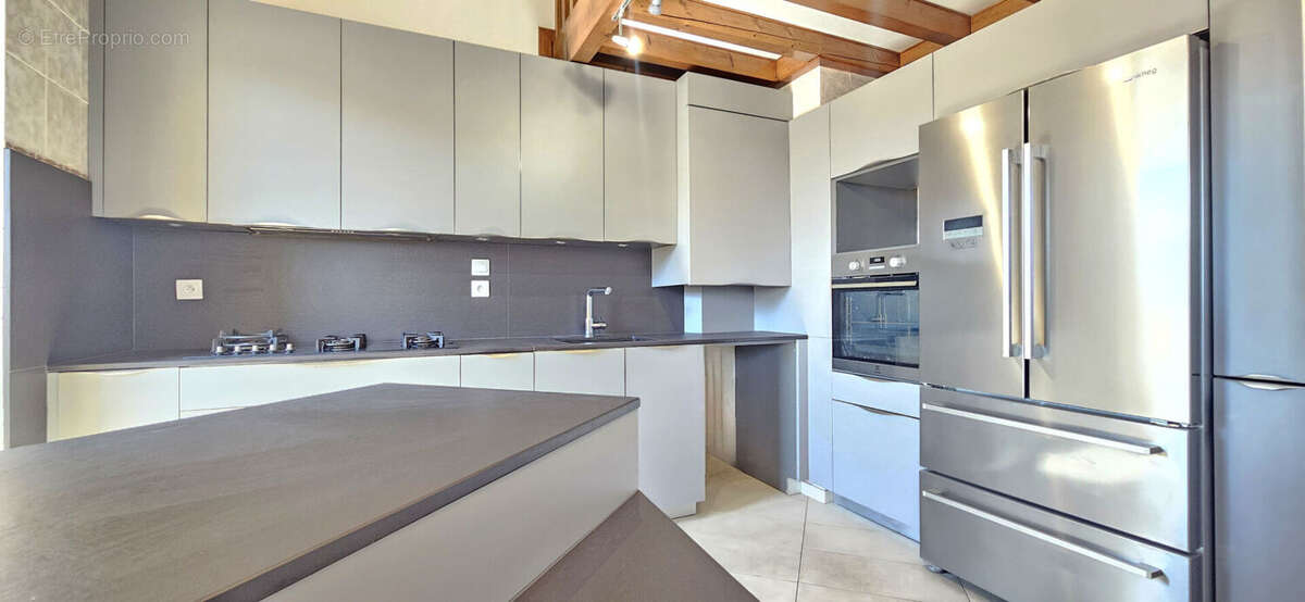 Appartement à VENISSIEUX