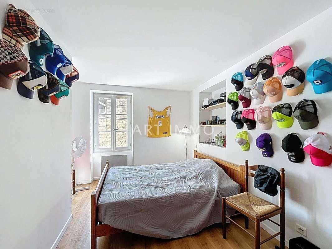 Appartement à ROBION