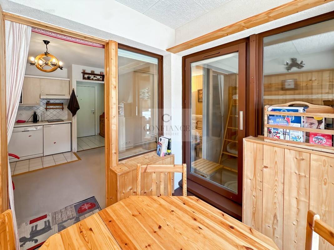 Appartement à SAINT-ETIENNE-DE-TINEE