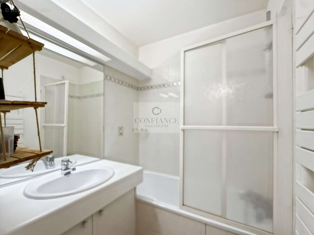 Appartement à SAINT-ETIENNE-DE-TINEE