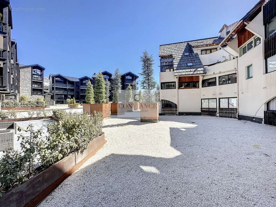 Appartement à SAINT-ETIENNE-DE-TINEE