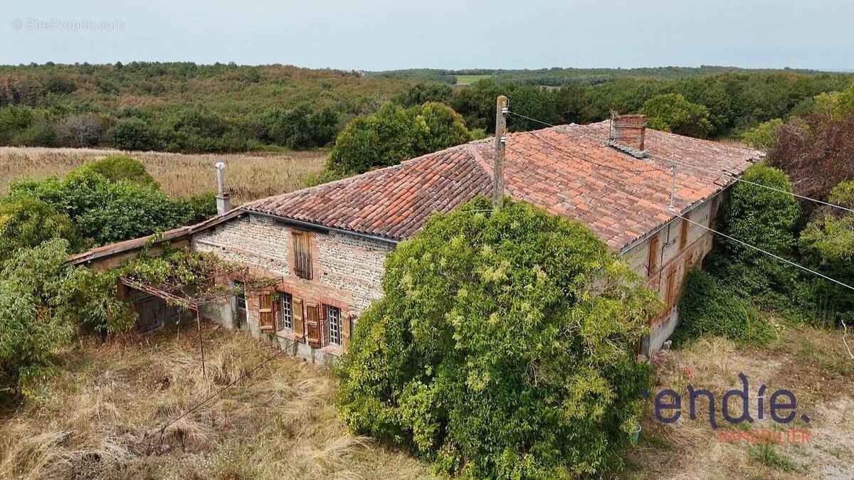 Maison à LE BURGAUD