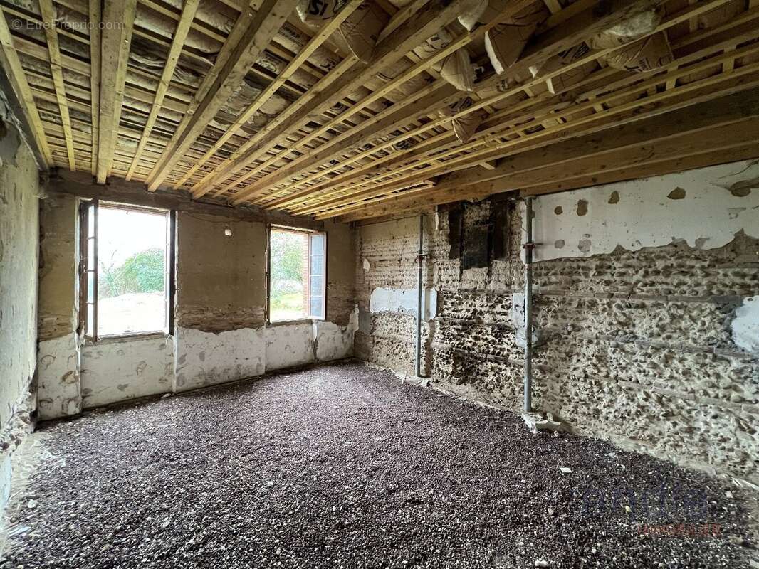 Maison à LE BURGAUD