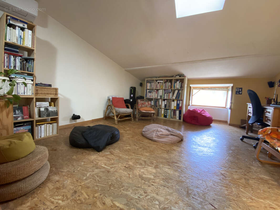 Maison à CASTELRENG