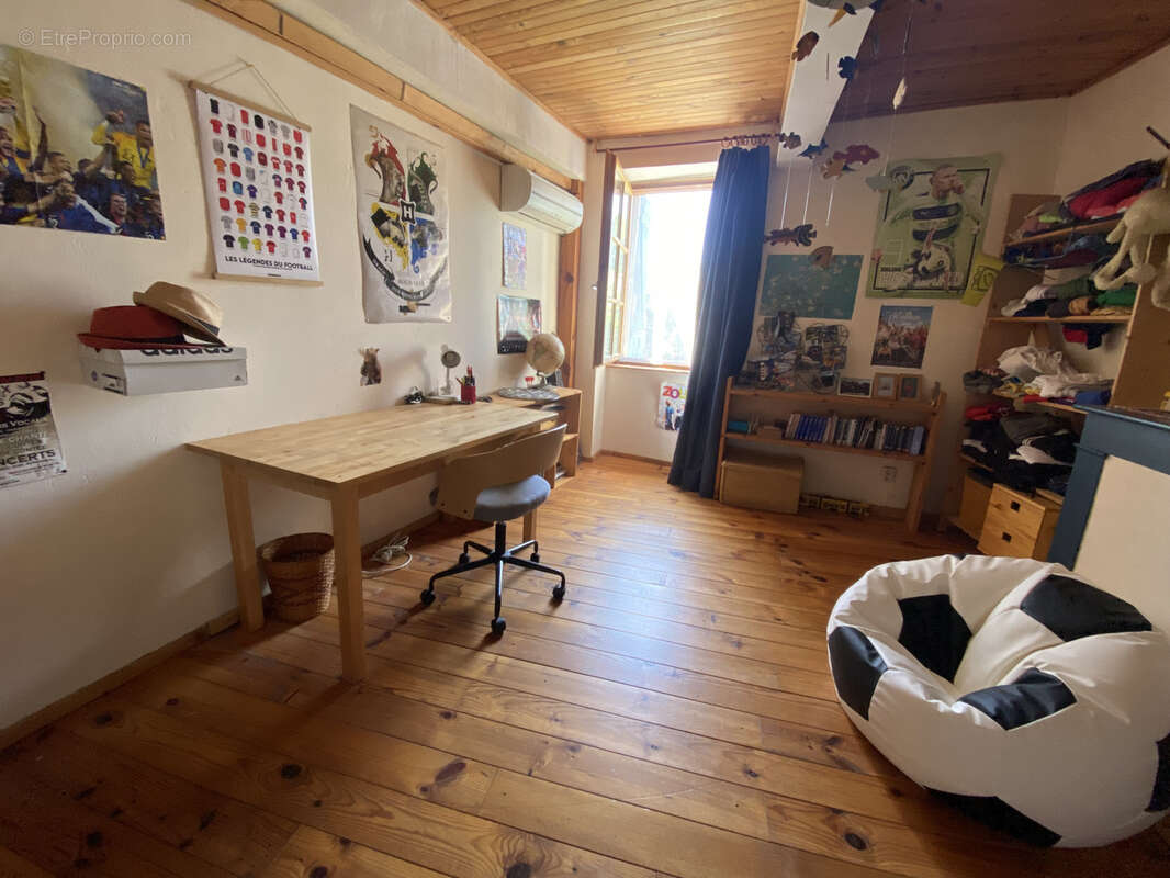 Maison à CASTELRENG