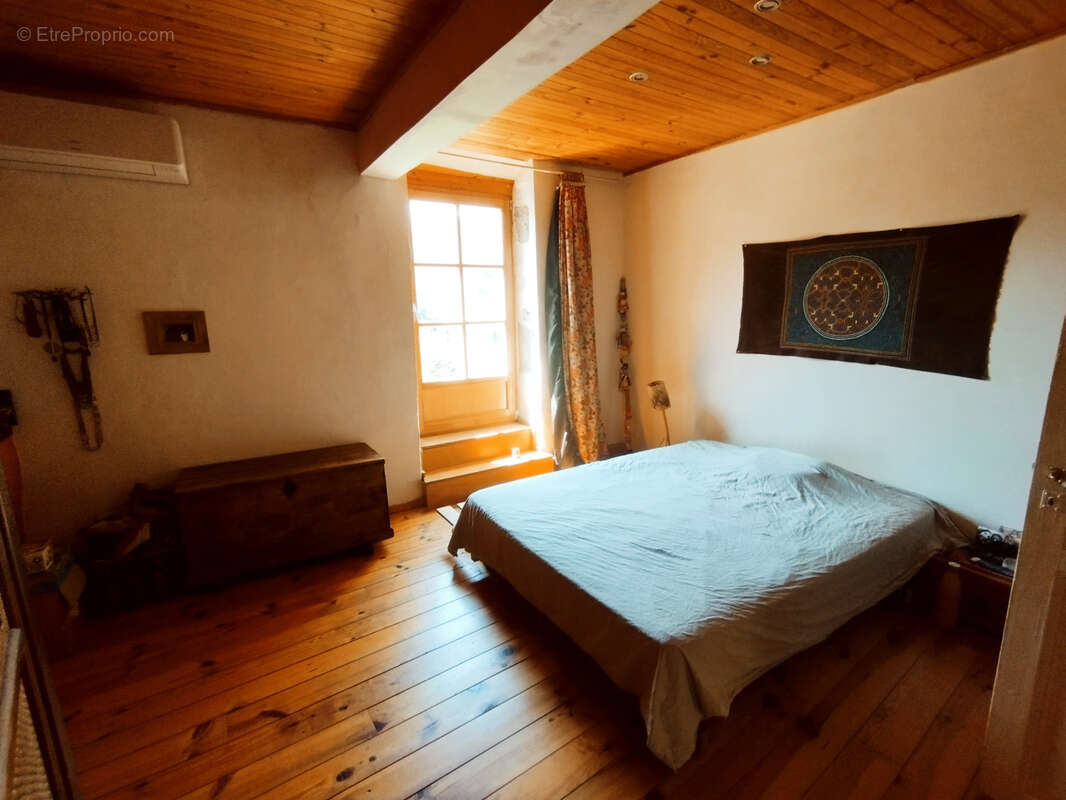 Maison à CASTELRENG