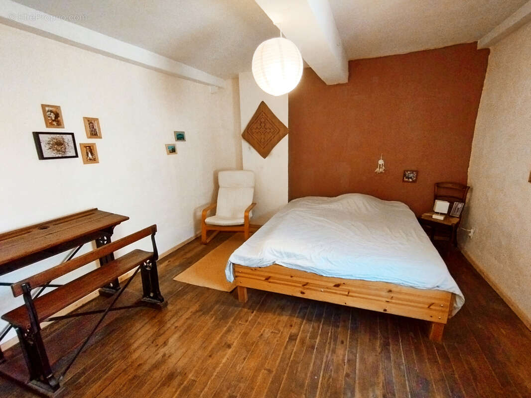 Maison à CASTELRENG