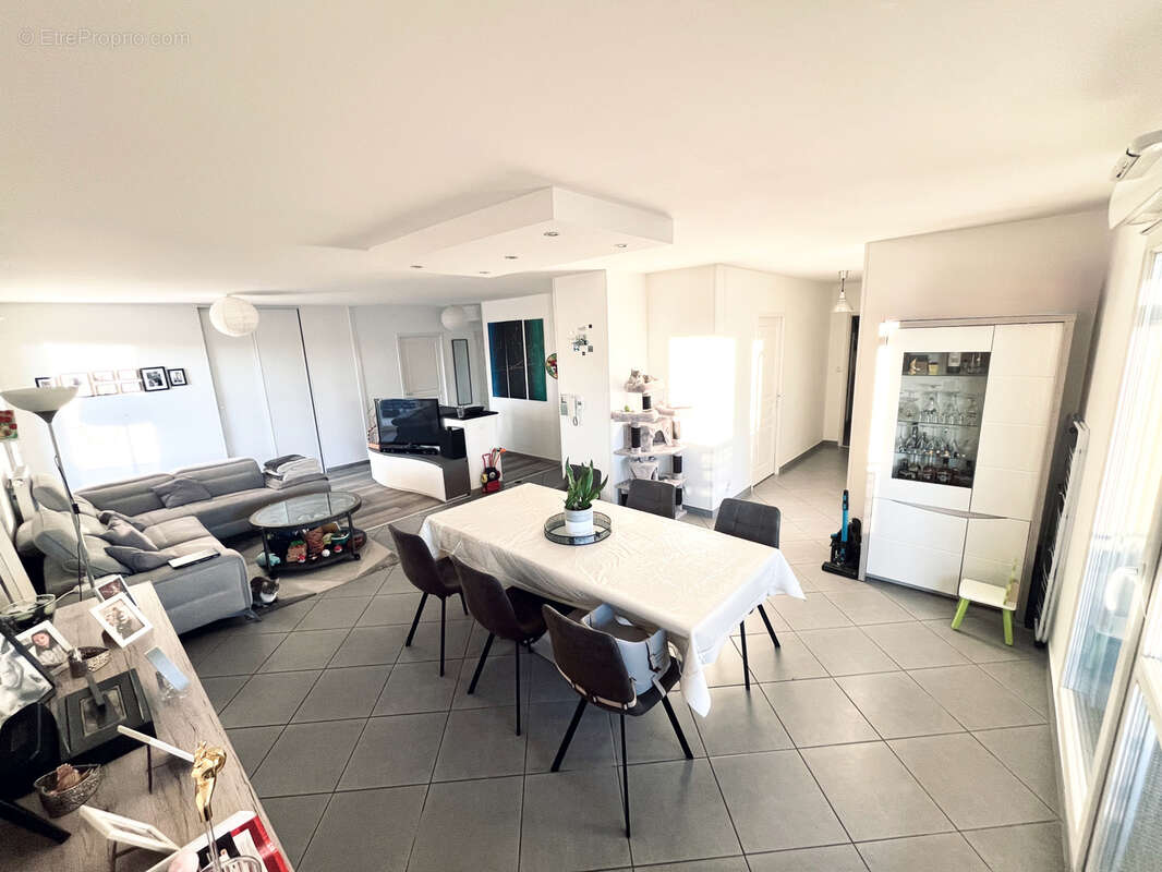 Appartement à ANNEMASSE