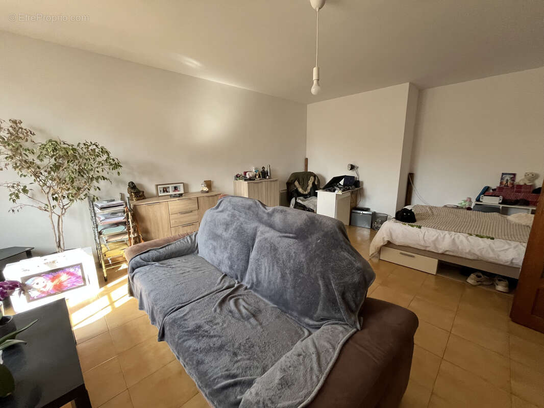 Maison à LEZIGNAN-CORBIERES